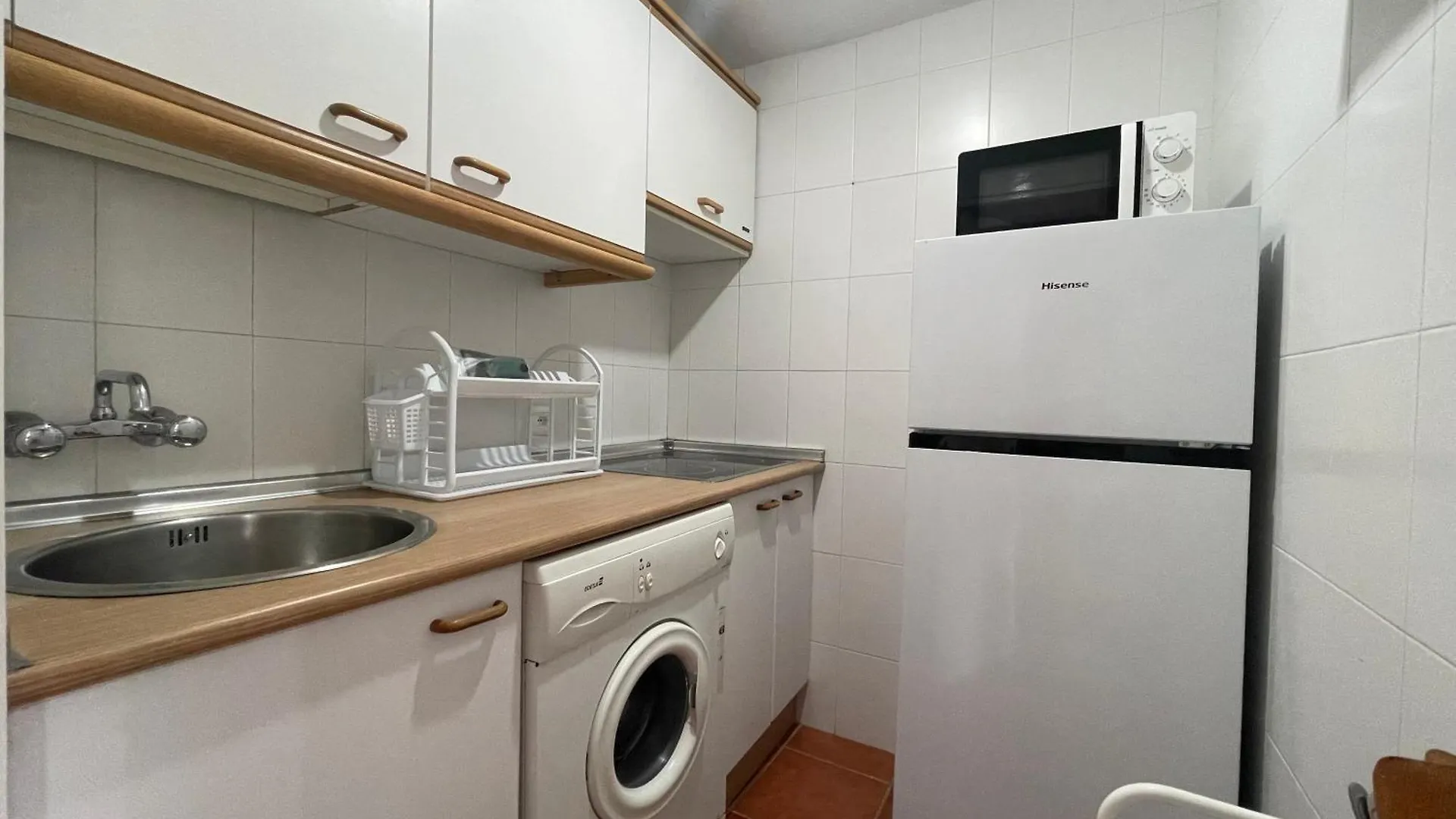 Apartamentos La Roca Rentals 토레몰리노스 아파트