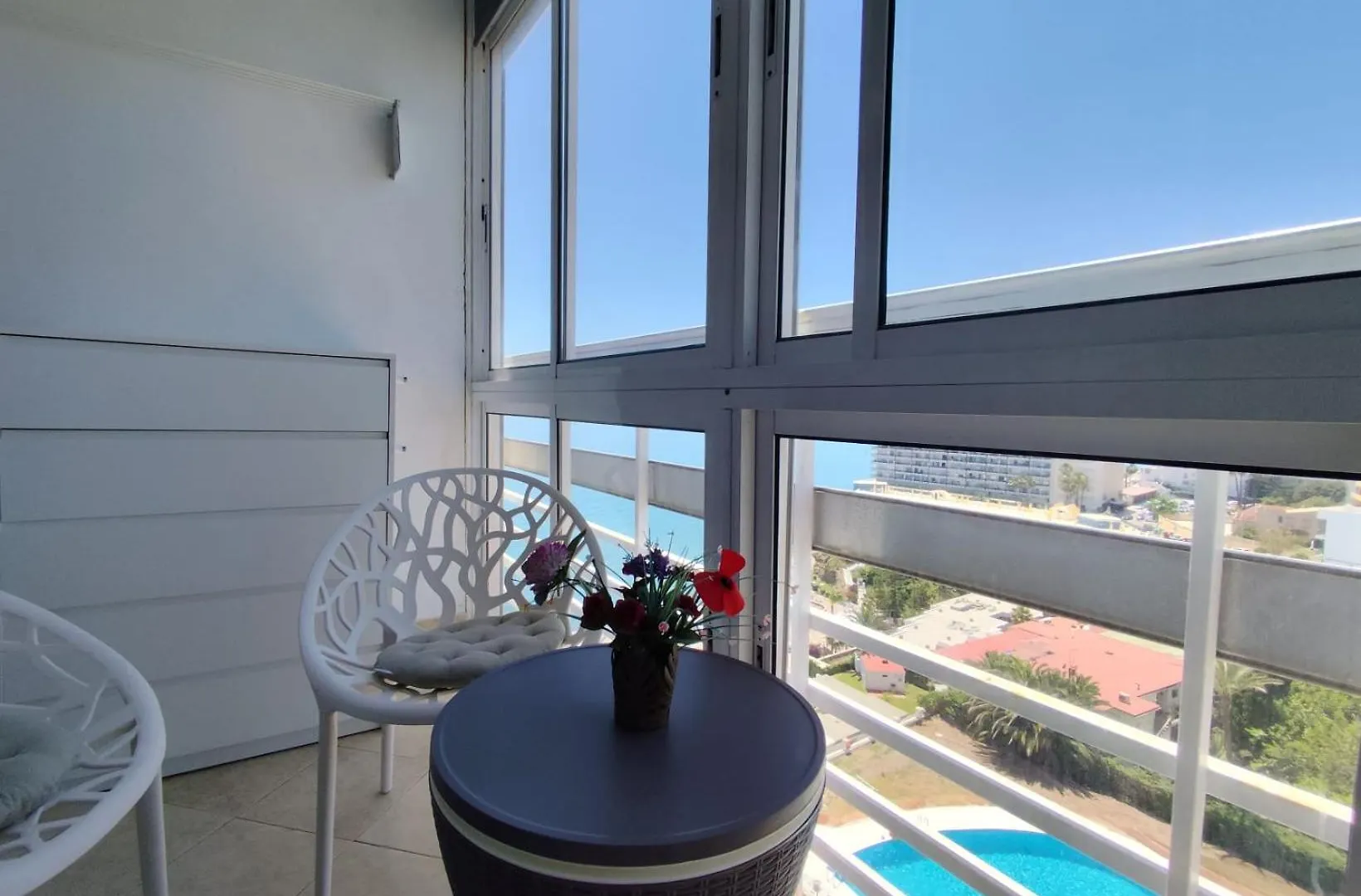 Apartamentos La Roca Rentals 토레몰리노스 아파트