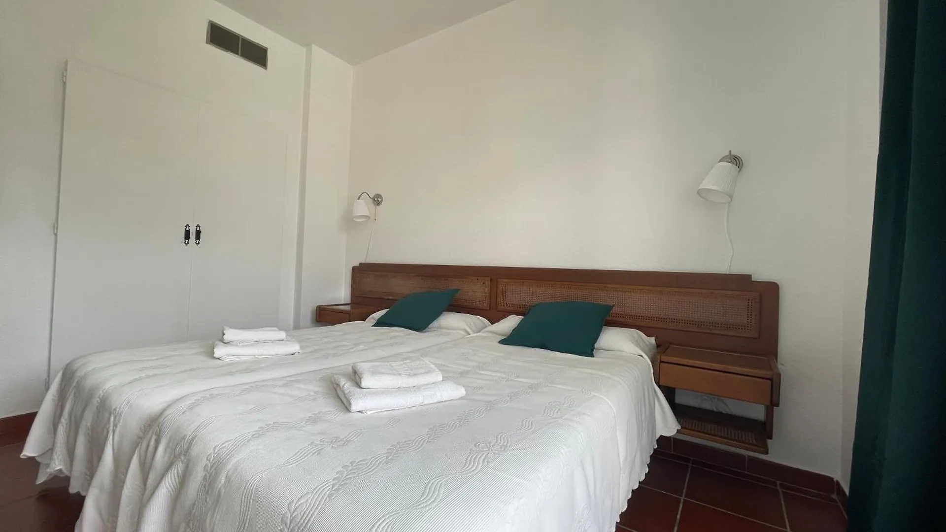 Apartamentos La Roca Rentals Torremolinos Lejlighed