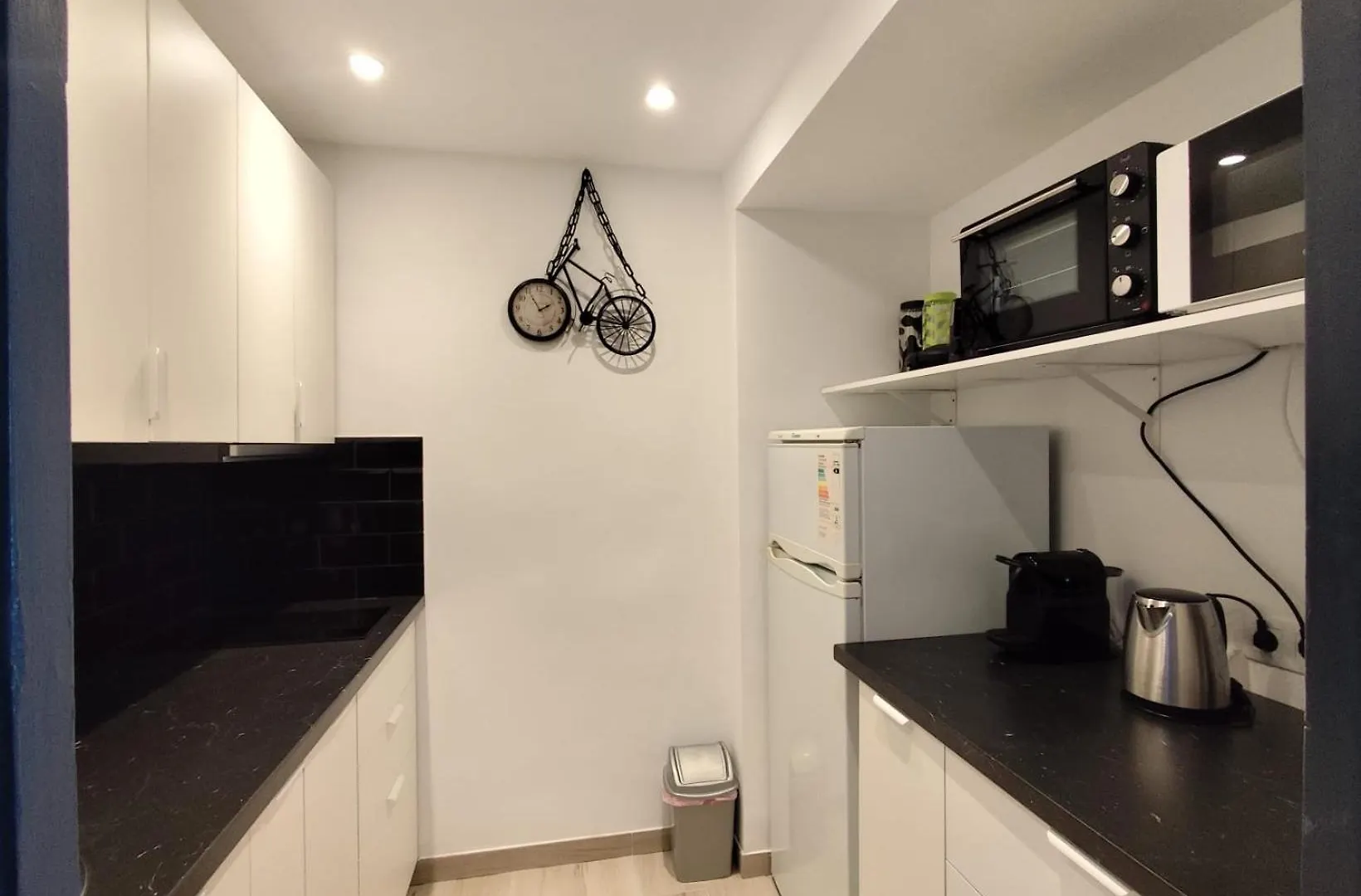 Apartamentos La Roca Rentals Torremolinos 0*,