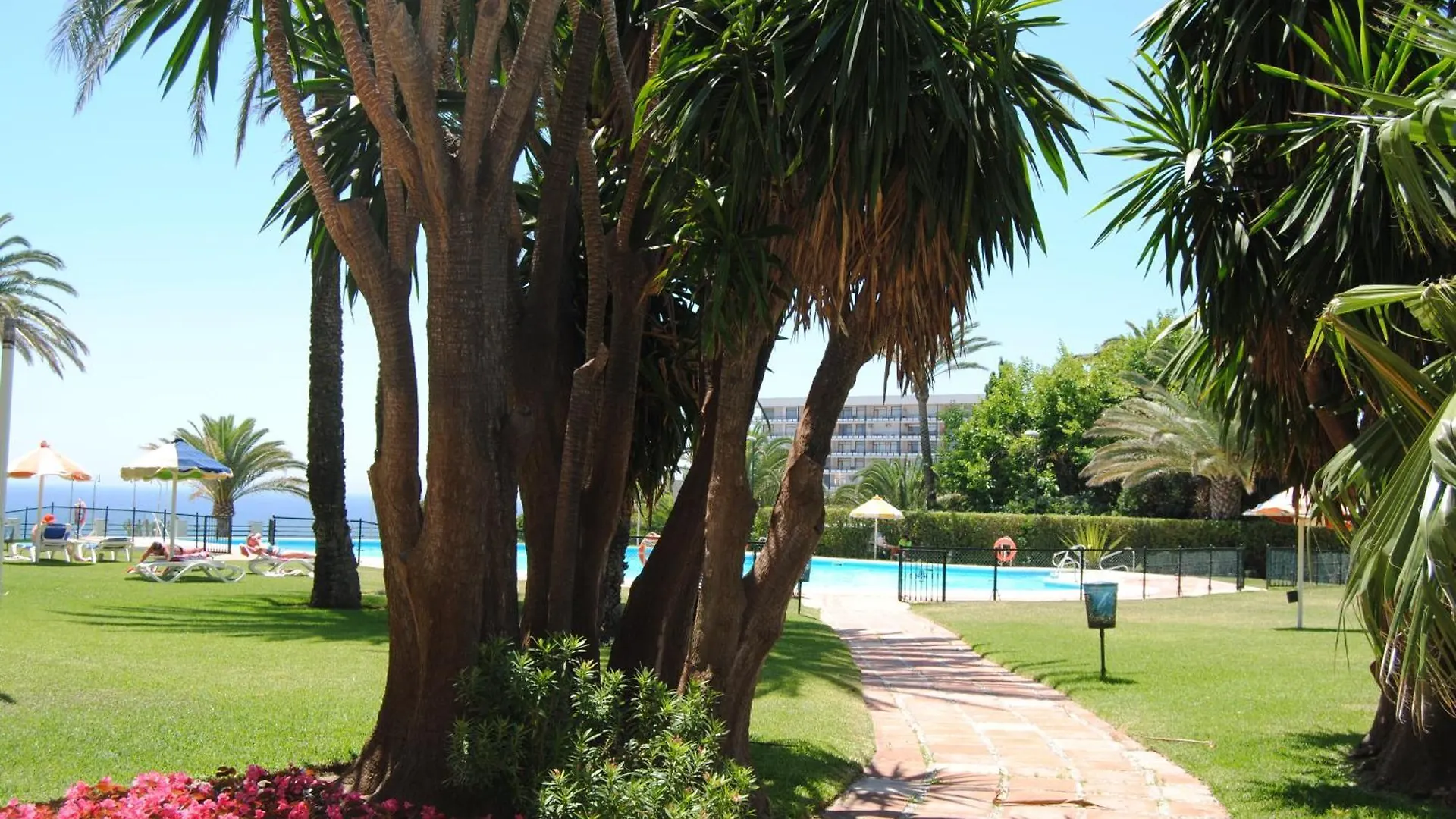 Apartamentos La Roca Rentals トレモリノス アパート